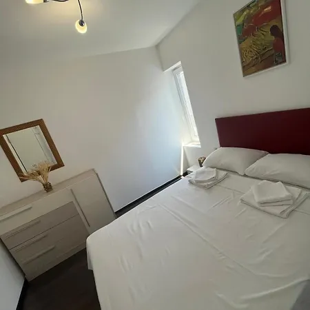 Апартаменты Cozy Sea View