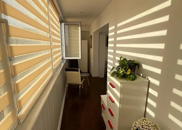 アパート Cozy Sea View コンスタンツァ